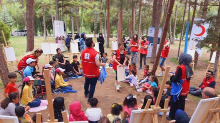 Fakültemiz Resim Bölümü ve Türk Kızılay Konya Toplum Merkezi Arasında Çocuklarla Sanat Atölyesi Etkinliği Gerçekleştirildi.