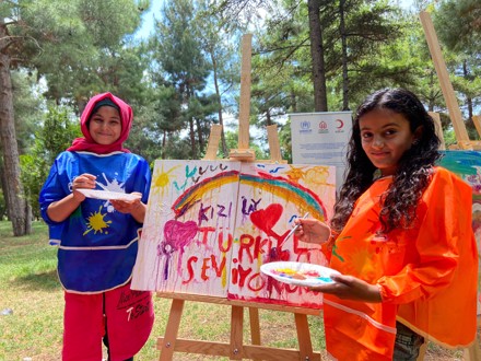 Fakültemiz Resim Bölümü ve Türk Kızılay Konya Toplum Merkezi Arasında Çocuklarla Sanat Atölyesi Etkinliği Gerçekleştirildi.