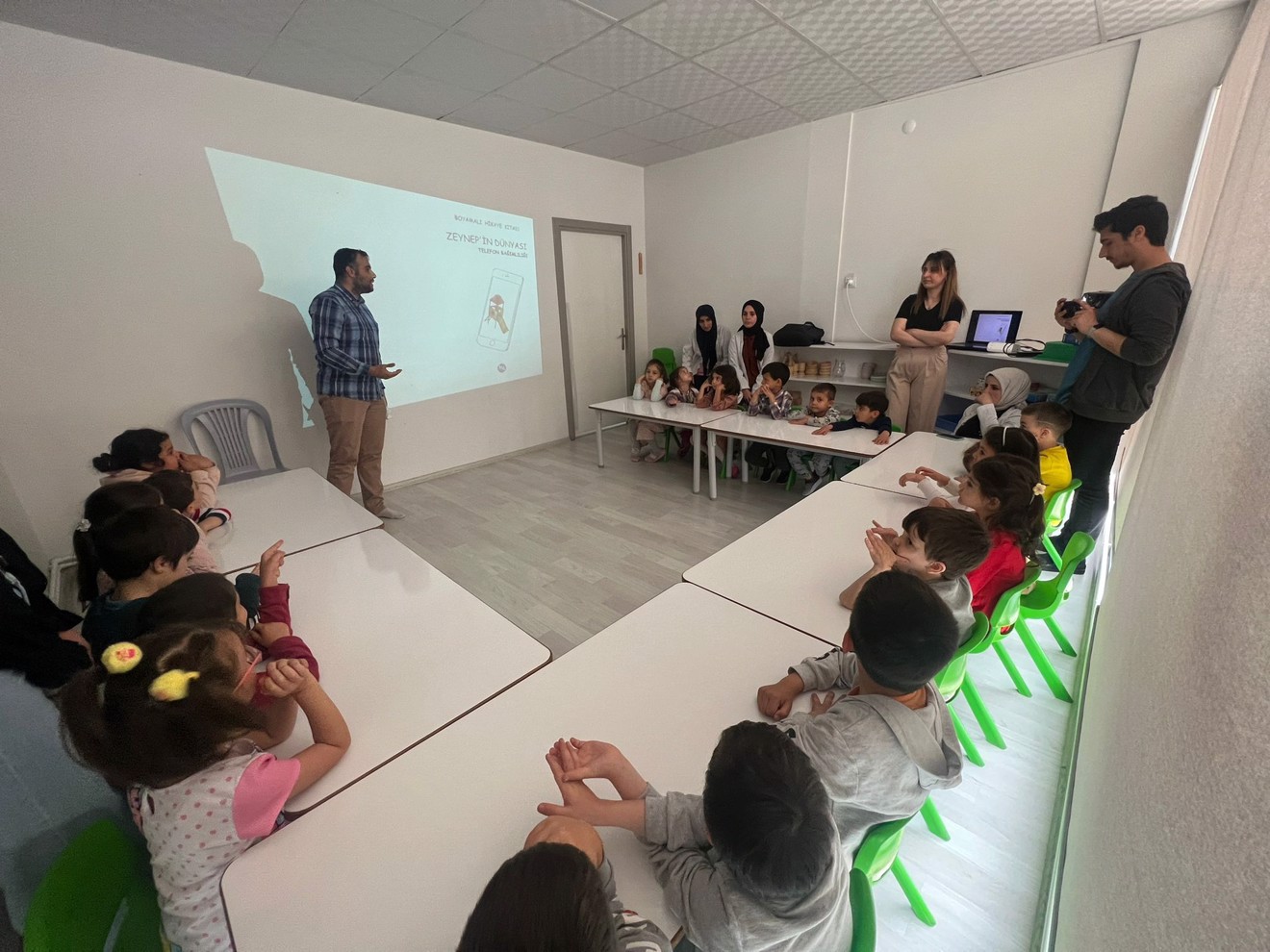 Sosyal Sorumluluk Projesi: “Boyamalı Hikâye Kitabı”