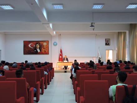 Sosyal Bilimlerde Kariyer: Mesleki Tecrübe ve Bilgi Paylaşımı