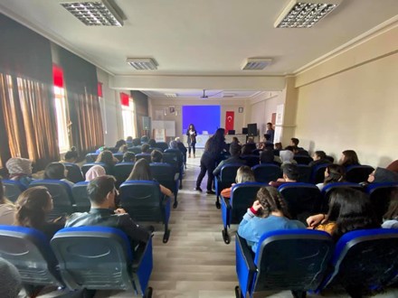 "Öğrencilerimizi Dinliyoruz II" Adlı Söyleşi 