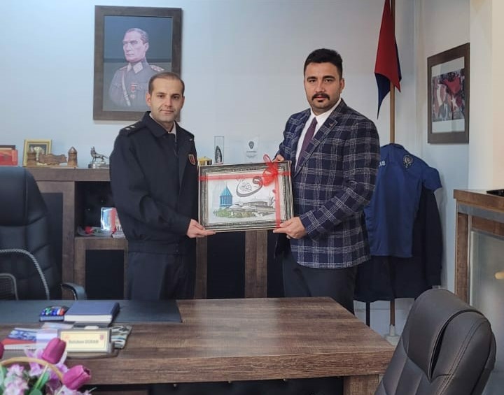 Bozkır Garnizon Komutanına İadei Ziyaret