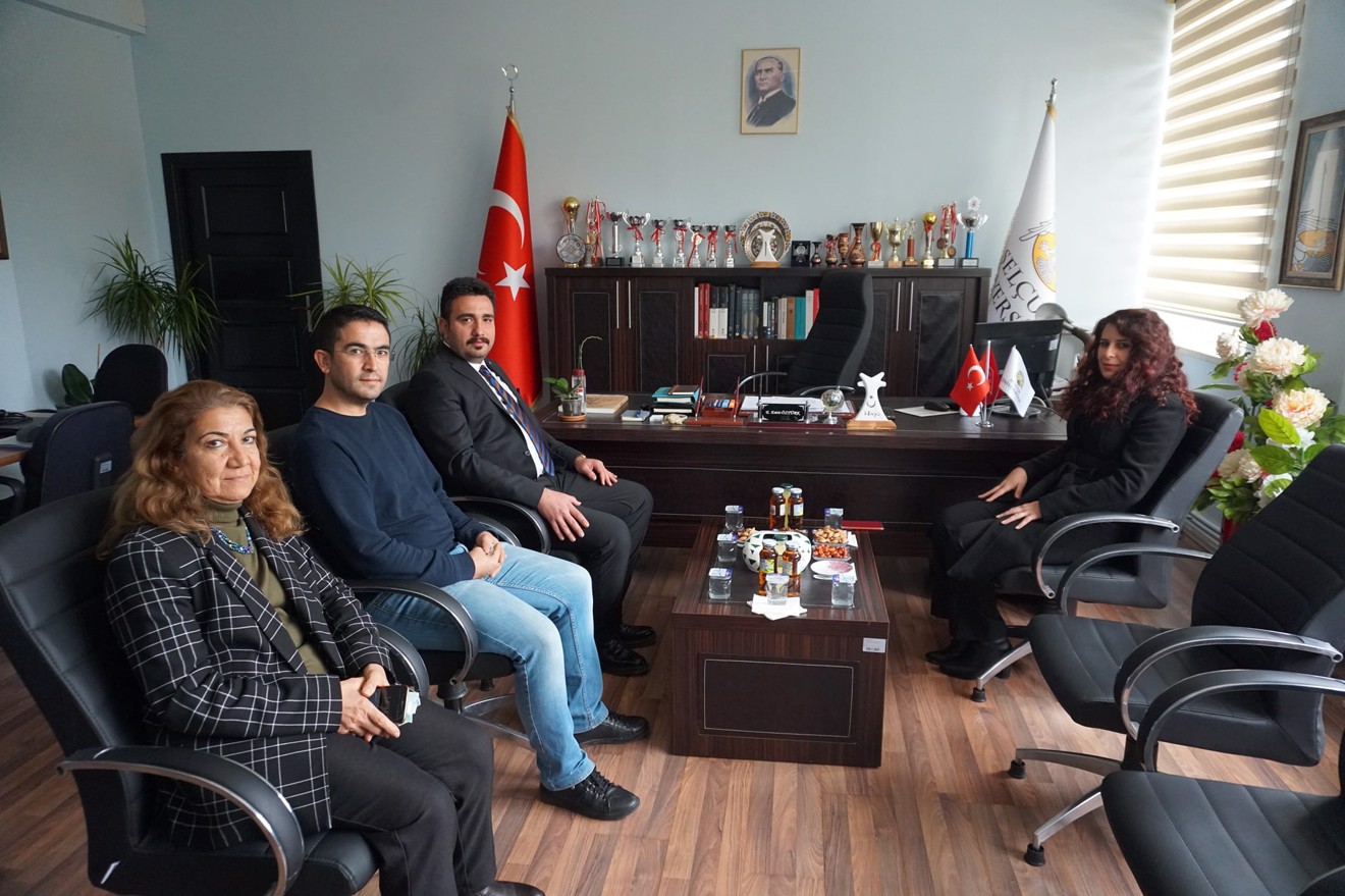 Bozkır Kaymakamı Sayın Fatmagül DALMIŞ Yüksekokulumuzu ziyaret ettiler