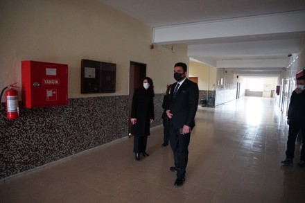 Bozkır Kaymakamı Sayın Fatmagül DALMIŞ Yüksekokulumuzu ziyaret ettiler