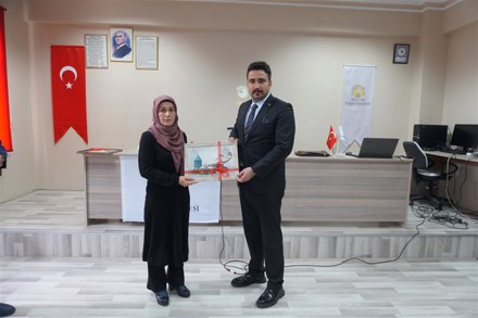 Yüksekokulumuzda "28 Şubatın Toplumsal Etkileri" Söyleşisi Düzenlendi