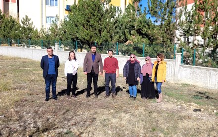 Bozkır Meslek Yüksekokulu’nda Görev Yapan Hocalarımız Fidan Dikme Etkinliği Gerçekleştirdi.