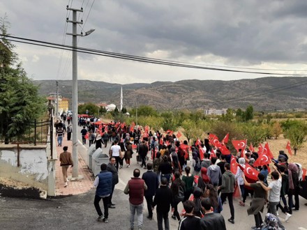 Selçuk Üniversitesi Bozkır Meslek Yüksek Okulu olarak "Barış Pınarı Harekâtına Destek Programı ve Yürüyüşünü" gerçekleştirdik.