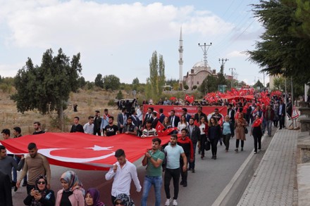 Selçuk Üniversitesi Bozkır Meslek Yüksek Okulu olarak "Barış Pınarı Harekâtına Destek Programı ve Yürüyüşünü" gerçekleştirdik.