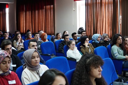 Yüksekokulumuzda  "Odyolojik Gelişmeler" Sunumu gerçekleştirildi