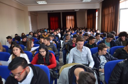 Misafir Öğr. Gör. Murat Öz ün Etkili İletişim Konulu Paneli