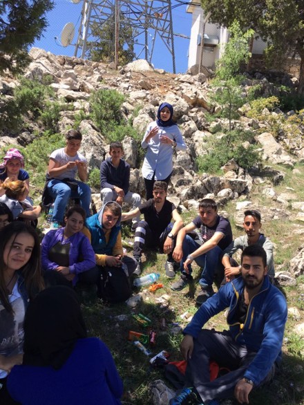 Bilgisayar Bölümü Öğrencilerimizden Örnek Çevre Temizliği 