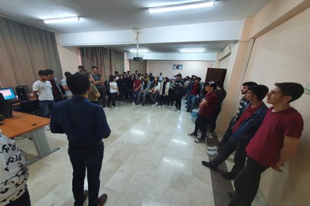Necip Fazıl Kısakürek Anadolu Lisesi öğrencileri Meslek Yüksekokulumuzu ziyaret ettiler.