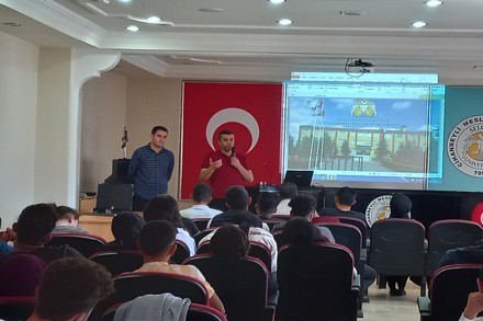 Necip Fazıl Kısakürek Anadolu Lisesi öğrencileri Meslek Yüksekokulumuzu ziyaret ettiler.