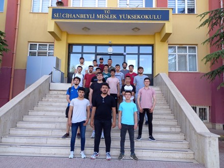 Halk Eğitim Merkezi ve Cihanbeyli Yurt Müdürlükleri ile yapılan Protokoller çerçevesinde; Meslek Yüksekokulumuz Laboratuvarında Öğrencilerimize Kurs ve Sınav faaliyetleri gerçekleştirilmiştir.