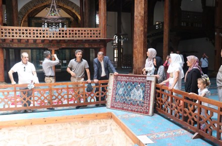 Senato Üyelerinden Tarihi Eşrefoğlu Cami'ye Ziyaret