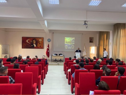 ‘’TÜRK TURİZMİNİN YENİ DİNAMİKLERİ VE TECRÜBE PAYLAŞIMI’’ Konulu Söyleşi Gerçekleştirildi