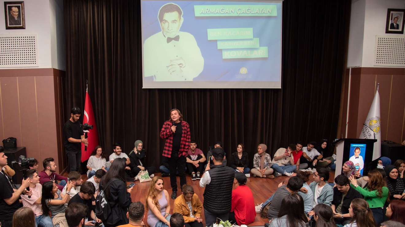 Armağan Çağlayan, Selçuk Üniversitesindeydi