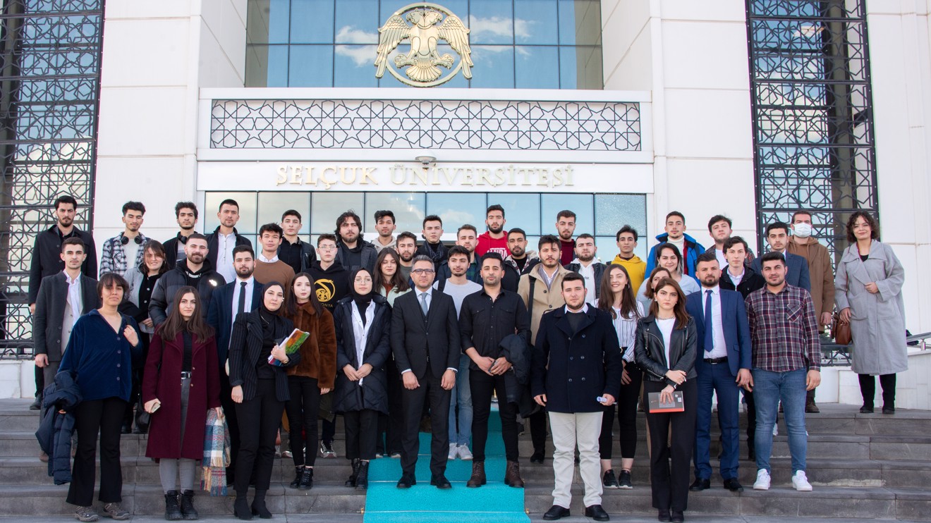 Rektör Aksoy, öğrenci temsilcileriyle buluştu