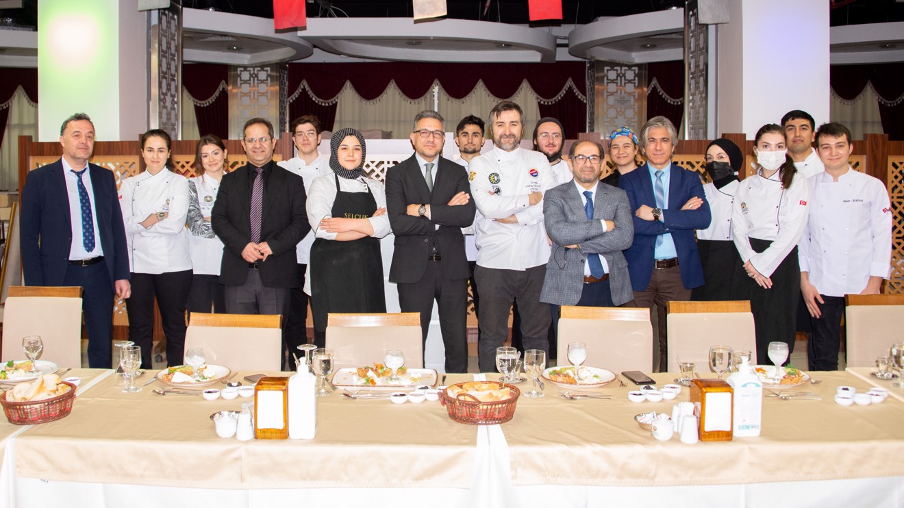 Selçuk Üniversitesi Turizm Fakültesinde Akademik Genel Kurul Toplantısı