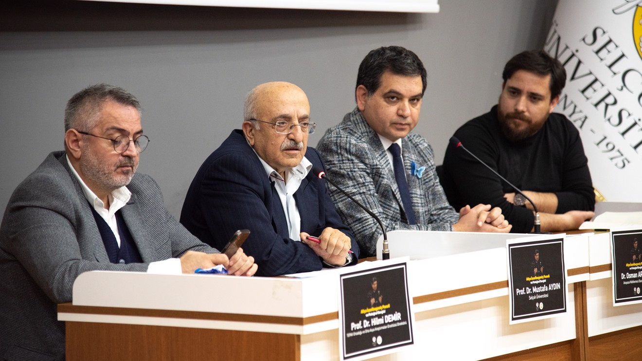 Selçuk Üniversitesinde ‘Aliya İzzetbegoviç’ paneli