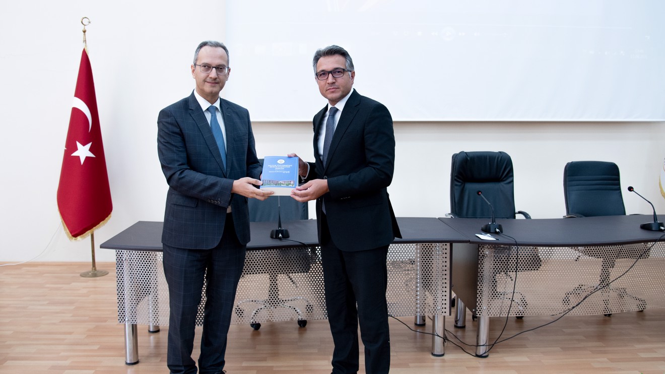 Selçuk Üniversitesi Hukuk Fakültesinde akademik kurul toplantısı yapıldı