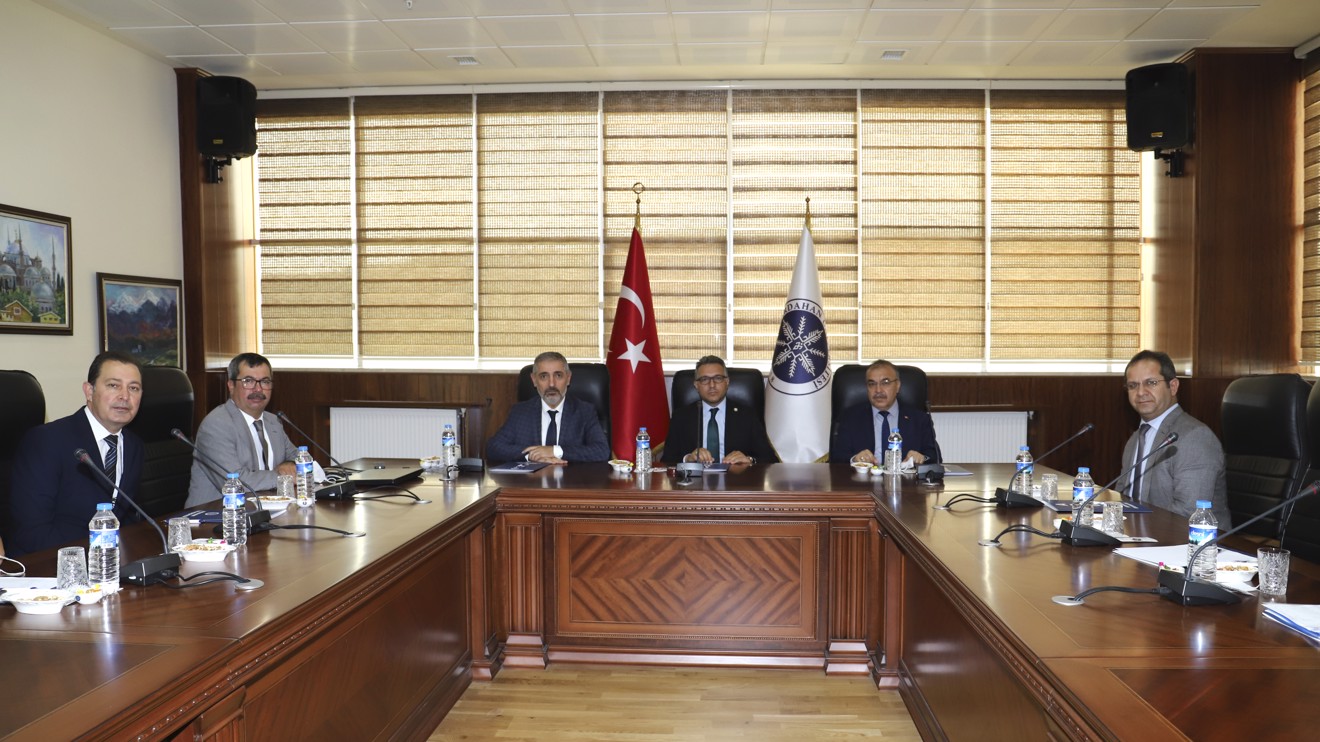 Rektör Prof. Dr. Aksoy, Ardahan Üniversitesini ziyaret etti