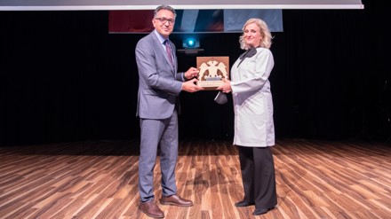 Selçuk Üniversitesinde 150 öğrenci ‘diş hekimliği’ne adım attı