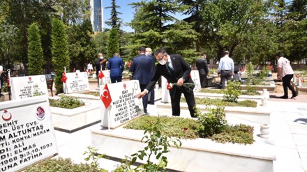 Rektör Prof. Dr. Aksoy, 15 Temmuz etkinliklerine katıldı