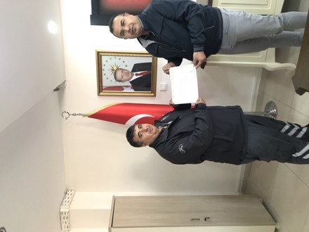 İdari Personele Teşekkür Belgesi Verildi.