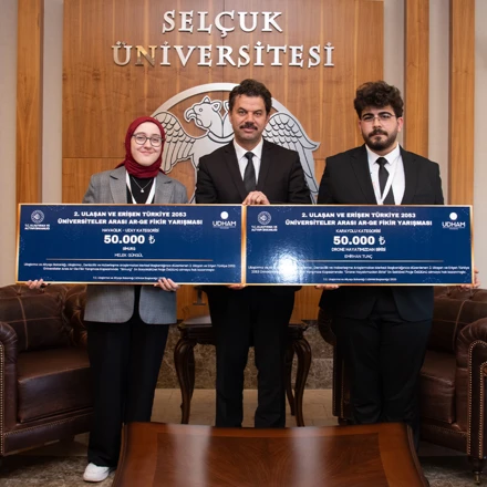 Selçuk Üniversitesi, UDHAM Başkanlığı Fikir Yarışması’nda 2 ödülün sahibi