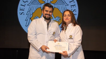 Diş Hekimliği Fakültesinde Beyaz Önlük Töreni coşkusu