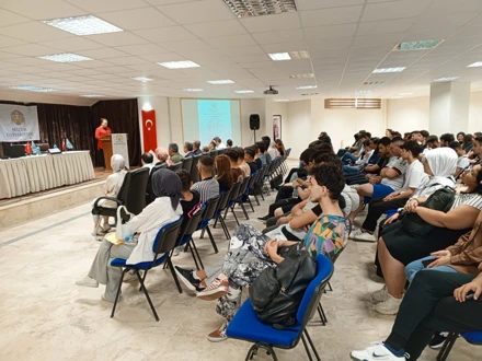 Yazılışının 950.Yılında Dîvânü Lügâti’t-Türk ve Türkçecilik Hareketleri