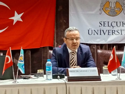 Yazılışının 950.Yılında Dîvânü Lügâti’t-Türk ve Türkçecilik Hareketleri