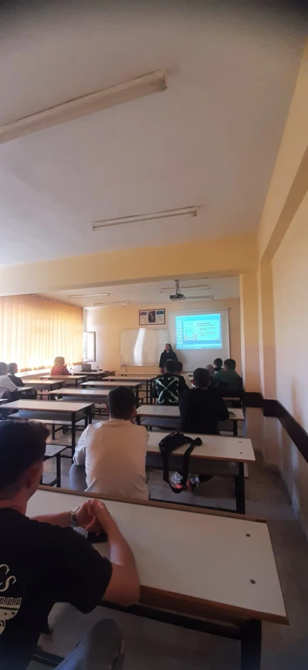 AKÖREN ALİ RIZA ERCAN MYO'DA ORYANTASYON EĞİTİMİ