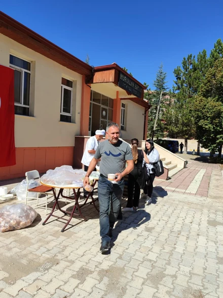 Geleneksel Çorba İkramı