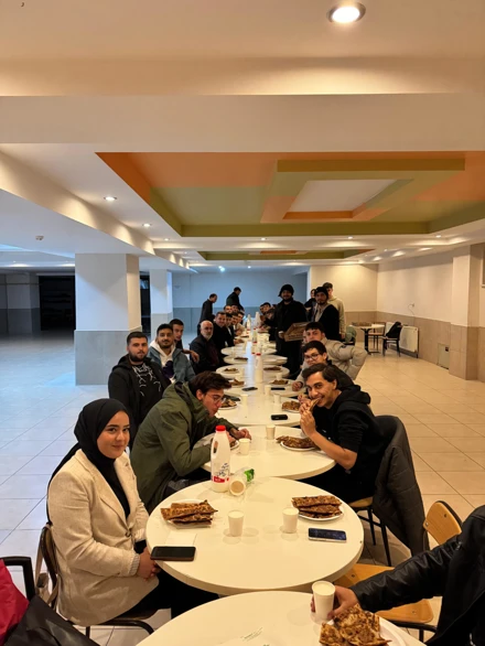 Makine Mühendisliği Öğrencileri ile Kaynaşma Yemeği