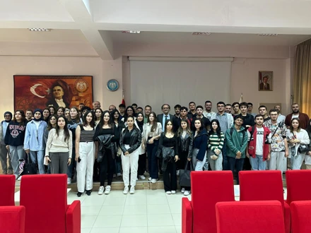 Fakültemizde 2024-2025 Eğitim-Öğretim Yılı Oryantasyon Toplantısı ve Bağımlılıkla Mücadele Paneli Yapıldı