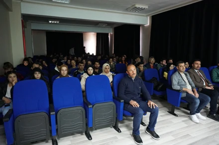 Yüksekokulumuzda Bağımlılıkla Mücadele Eğitim Semineri Gerçekleştirildi