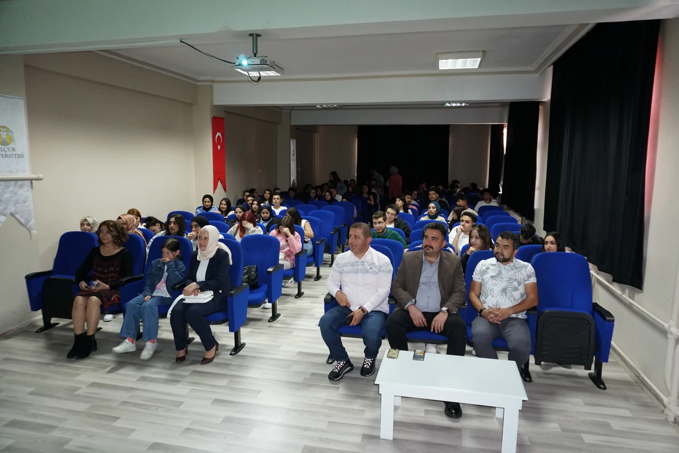Yapay Zeka Eğitim Seminerini Gerçekleştirdik