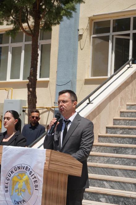 Bozkır Meslek Yüksekokulu’ndan 30. Mezuniyet Coşkusu