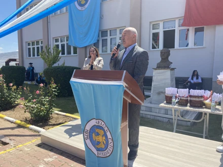 ÇUMRA MYO DA MEZUNİYET COŞKUSU