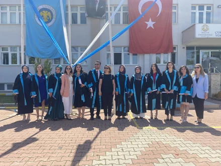 ÇUMRA MYO DA MEZUNİYET COŞKUSU