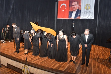 "Cumhuriyet Konseri"