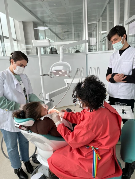 Ağız ve Diş Sağlığı ile İlgili Tedavi İhtiyacı Olan Özel Gereksinimli Çocuklarımıza Tedavi ve Koruyucu Uygulamalar