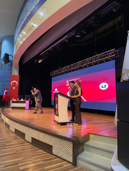 Genç diş hekimleri, 3. Ulusal Öğrenci Kongresi’nde bir araya geldi