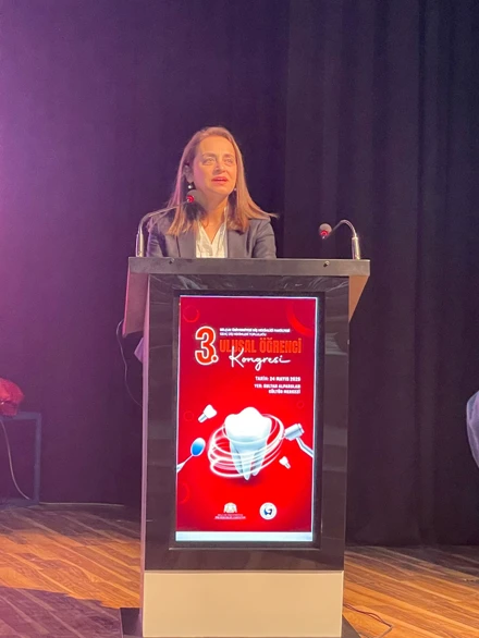 Genç diş hekimleri, 3. Ulusal Öğrenci Kongresi’nde bir araya geldi