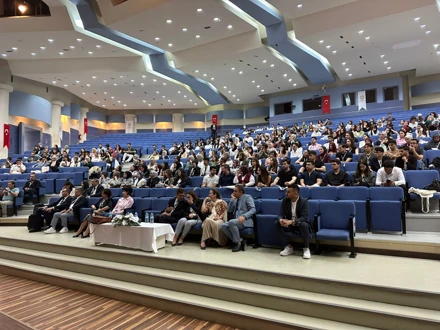 Genç diş hekimleri, 3. Ulusal Öğrenci Kongresi’nde bir araya geldi