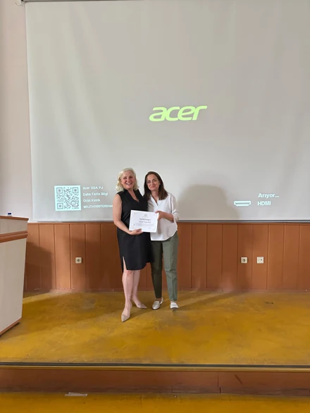 Stresi azalt dayanıklılığı artır: Biomimetik Restorasyonlarda Fiber Kullanımı