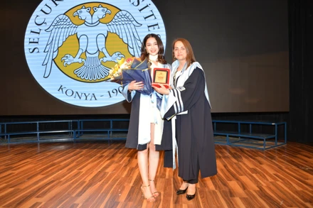 Selçuk Üniversitesi Diş Hekimliği Fakültesi 33. Dönem Mezuniyet Töreni