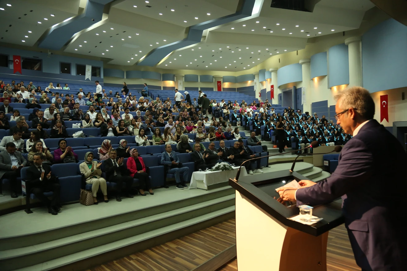 Fakültemiz 2022-2023 Eğitim Öğretim Yılı Mezuniyet Töreni 